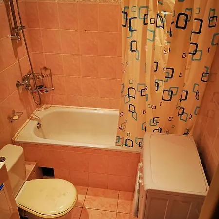 Airport Apartments